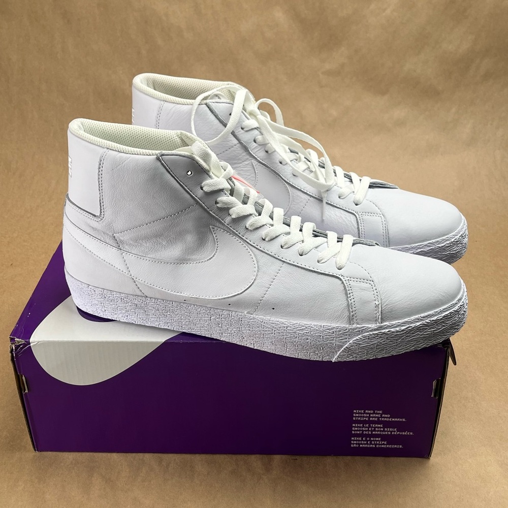 Nike SB Zoom Blazer Mid Triple White 864349-105 Men's Size 15
